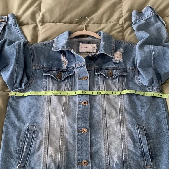 The Top Romance Blue Distressed Jean Jacket​​ - Picture 13 of 14